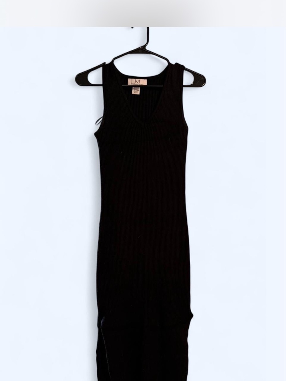 Sleeveless Ribbed V-Neck Black Dress